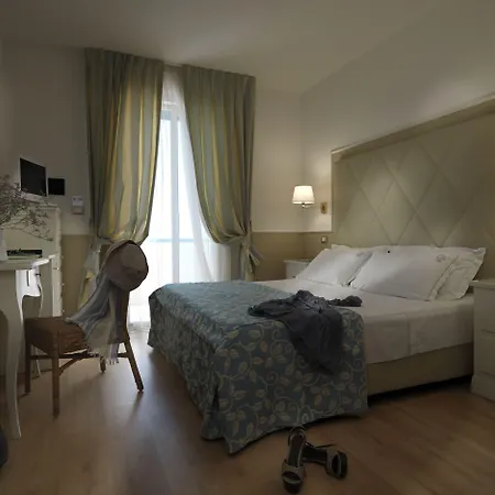 Hotel Le Soleil 4*