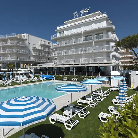 Le Soleil Hotel