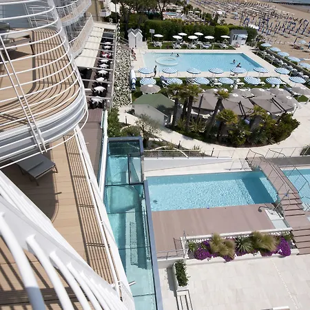 Hotel Le Soleil 4*